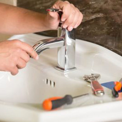 Leaking Tap Reapir 2 1 400x400 1